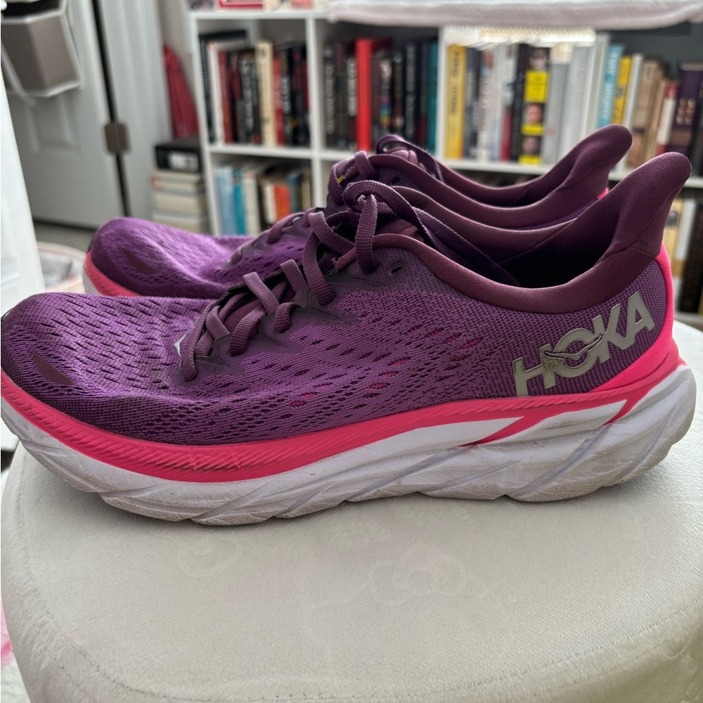 HOKA Clifton8 sz 8.5